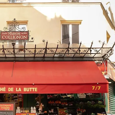 Lovely In The Heart Of Montmartre * Parijs